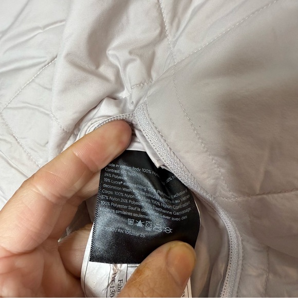 Lululemon Women’s Reversible Bomber Jacket in Pale Blush Pink size 4 - Picture 5 of 16